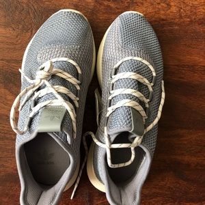 Adidas tubular shadow